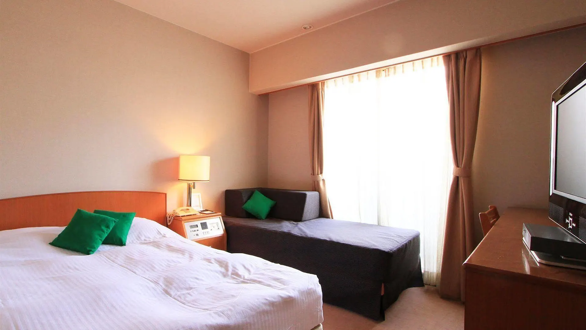 Daiichi Grand Hotel Kobe Sannomiya 3*,  Japan